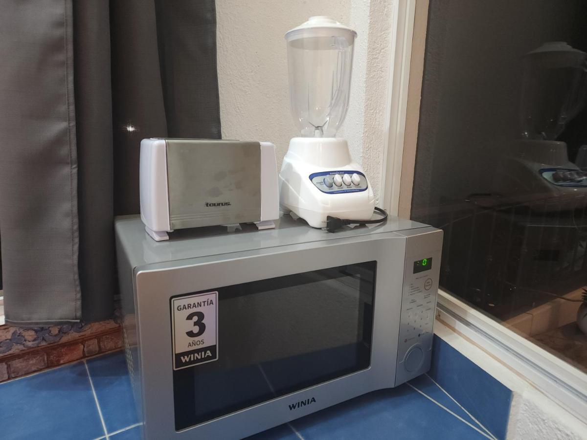 1 Bedroom Apt With Ac , Tv , Wi-Fi Near Dt And Beach Zihuatanejo Bagian luar foto