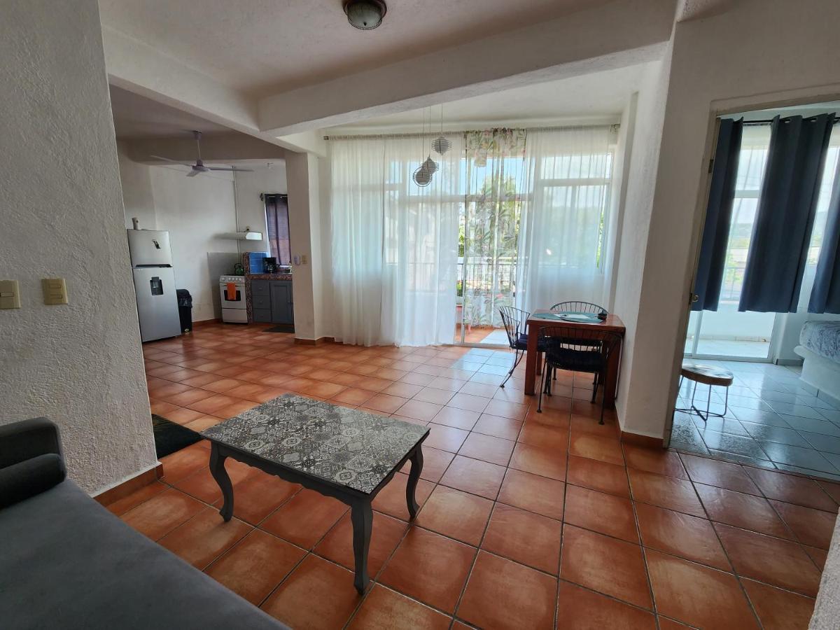 1 Bedroom Apt With Ac , Tv , Wi-Fi Near Dt And Beach Zihuatanejo Bagian luar foto